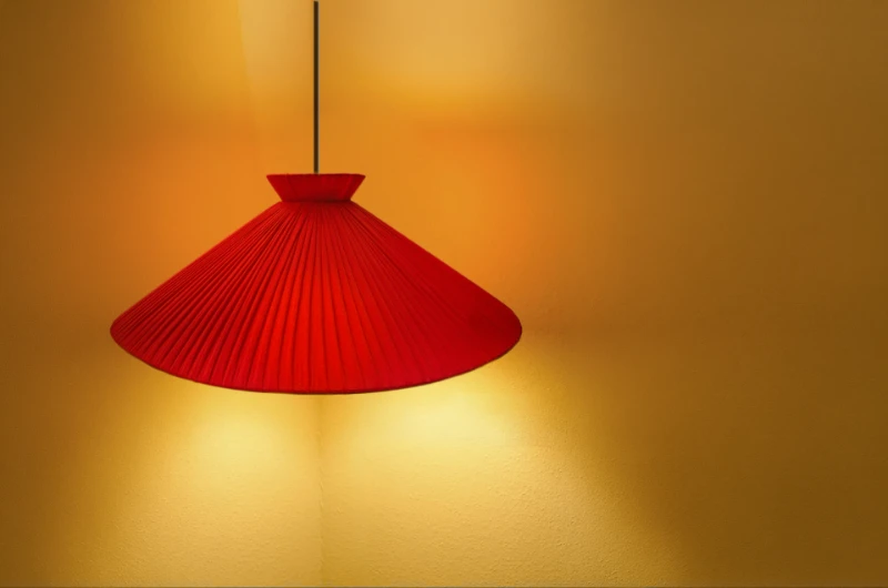 lampada rossa